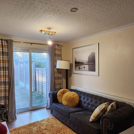 Crane Home In Dagenham With Free Wi Fi エクステリア 写真