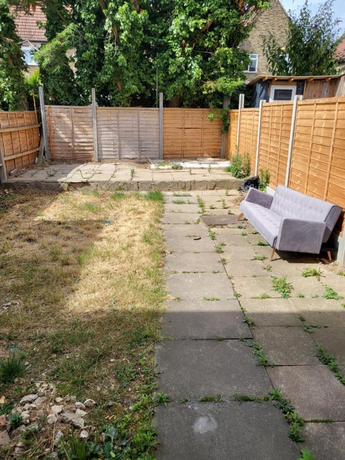 Crane Home In Dagenham With Free Wi Fi エクステリア 写真