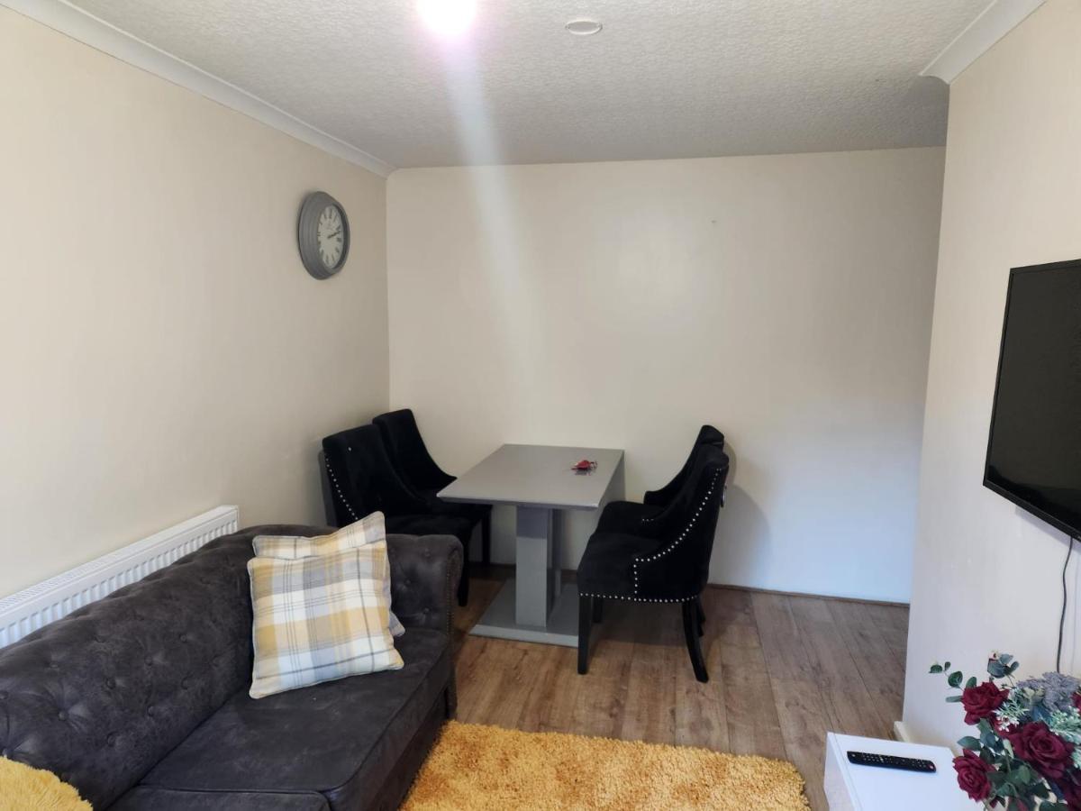 Crane Home In Dagenham With Free Wi Fi エクステリア 写真